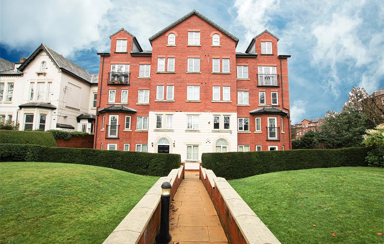 2 bedroom apartment to rent - Bentley Hurst