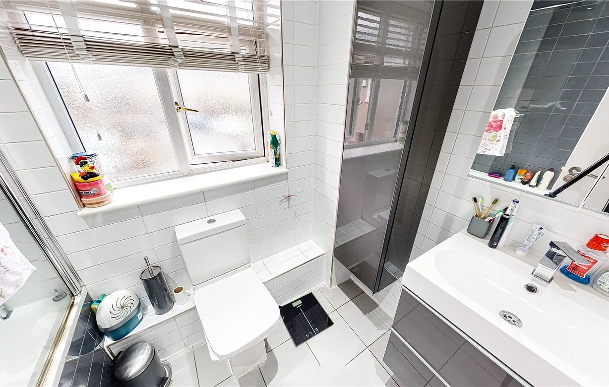 4 bedroom house for sale - Bentley Hurst