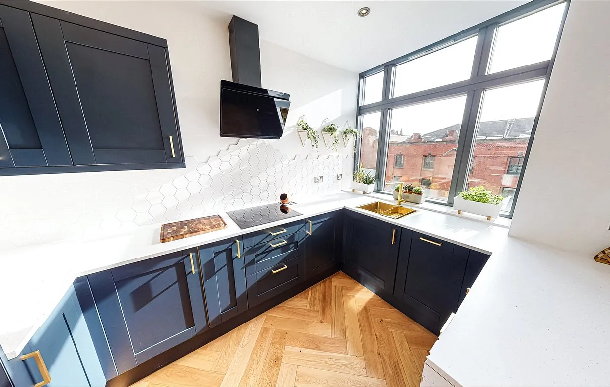 3 bedroom apartment for sale - Bentley Hurst