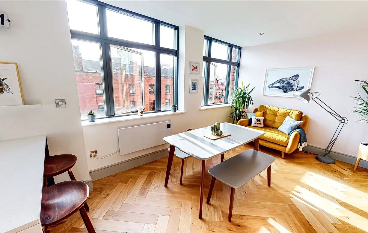 3 bedroom apartment for sale - Bentley Hurst