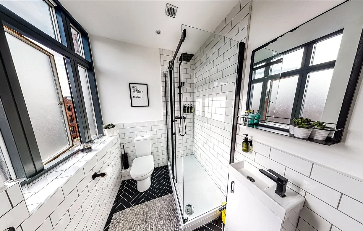 3 bedroom apartment for sale - Bentley Hurst