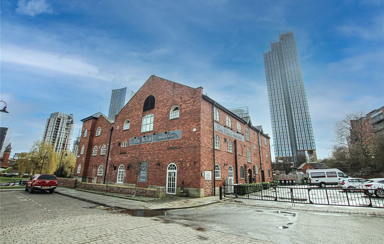 1 bedroom apartment for sale - Bentley Hurst