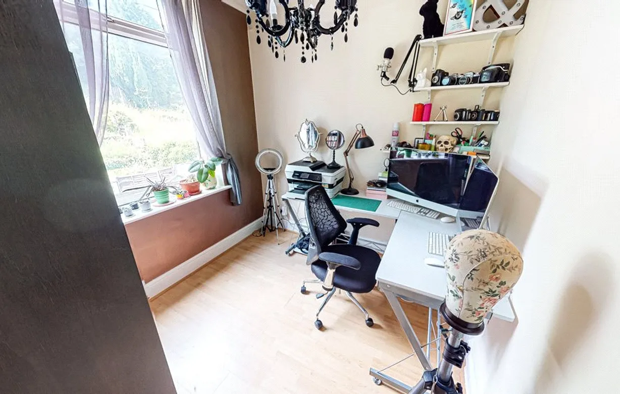 3 bedroom house for sale - Bentley Hurst