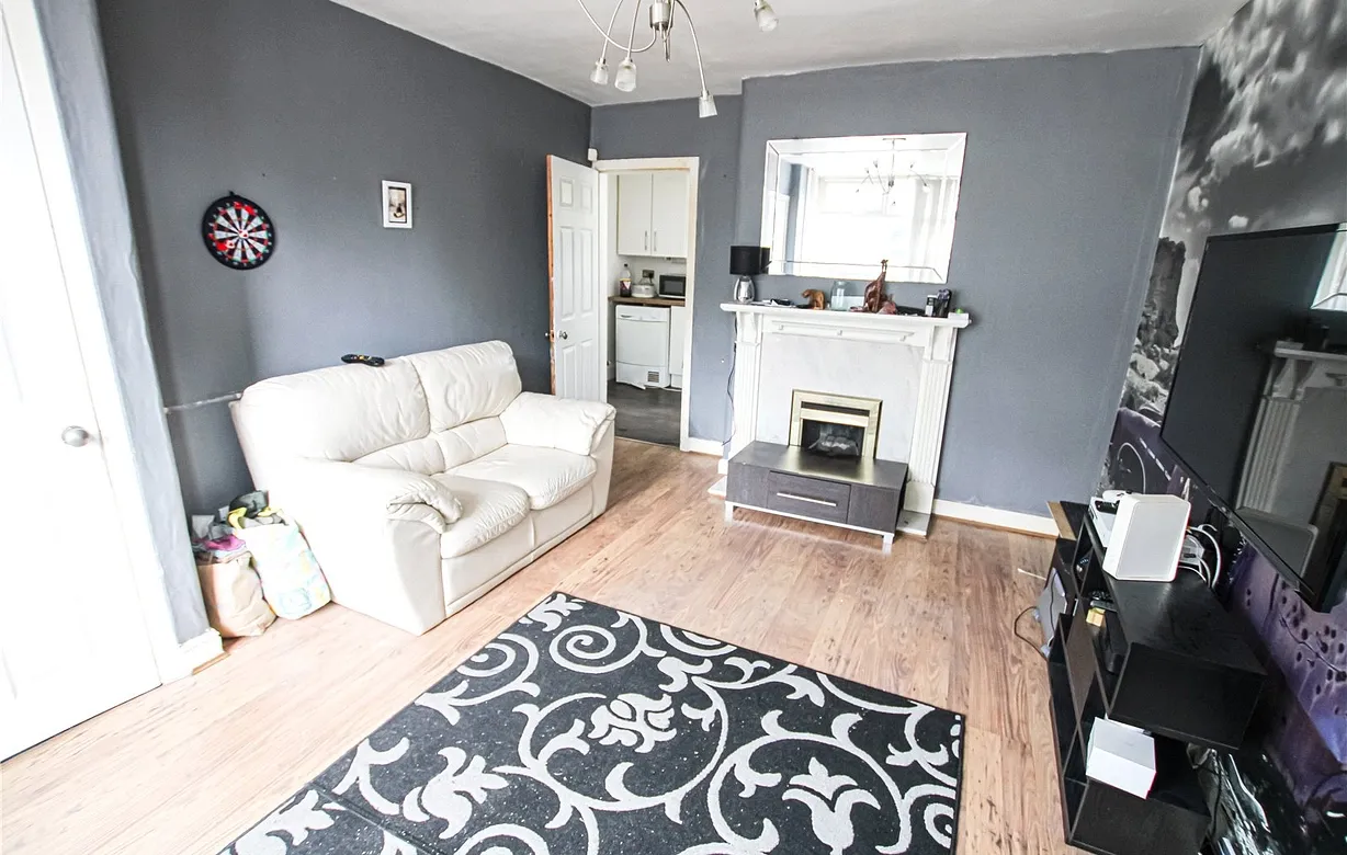 2 bedroom house for sale - Bentley Hurst
