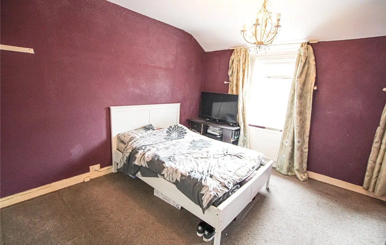 2 bedroom house for sale - Bentley Hurst