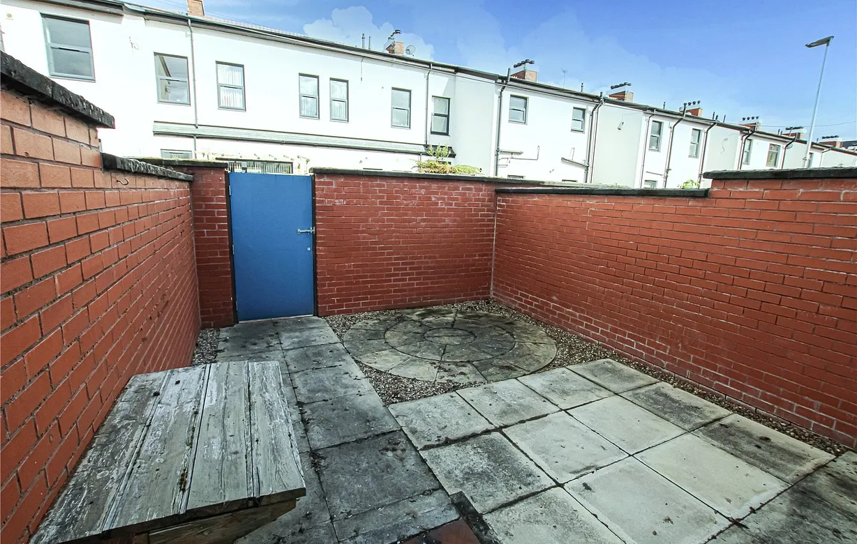 3 bedroom house for sale - Bentley Hurst