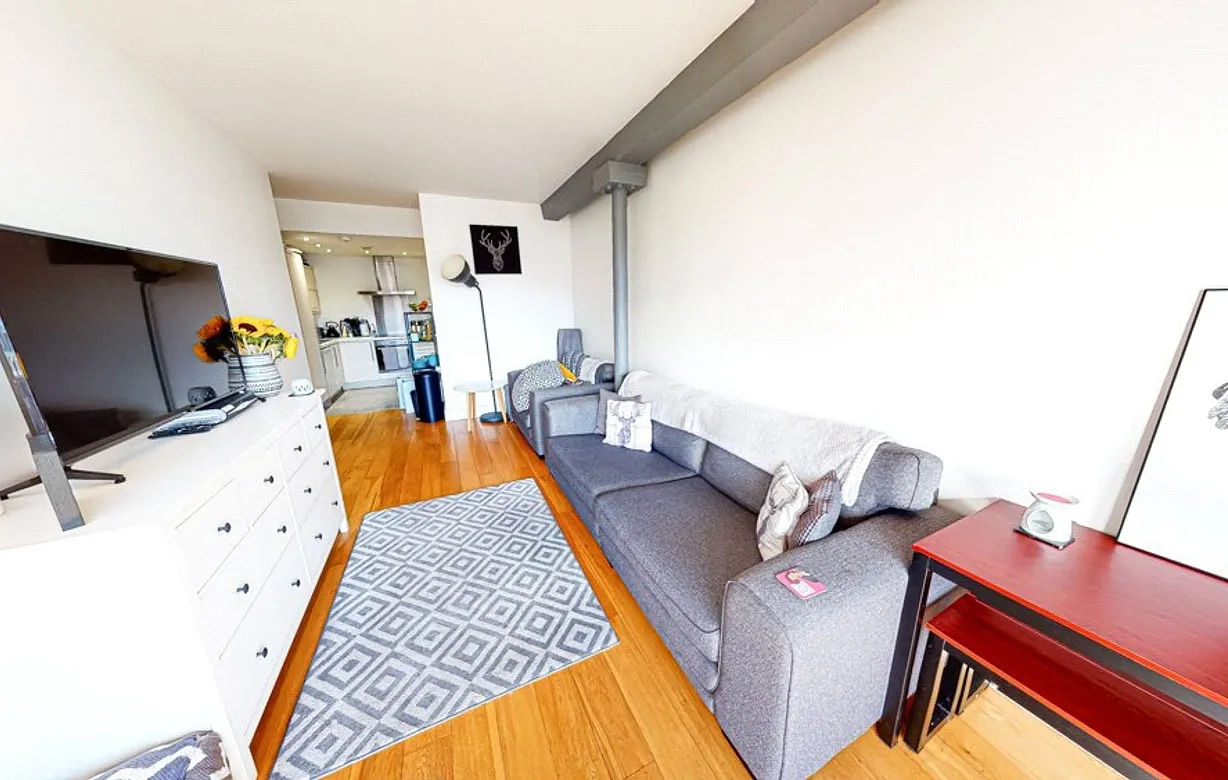 2 bedroom apartment for sale - Bentley Hurst