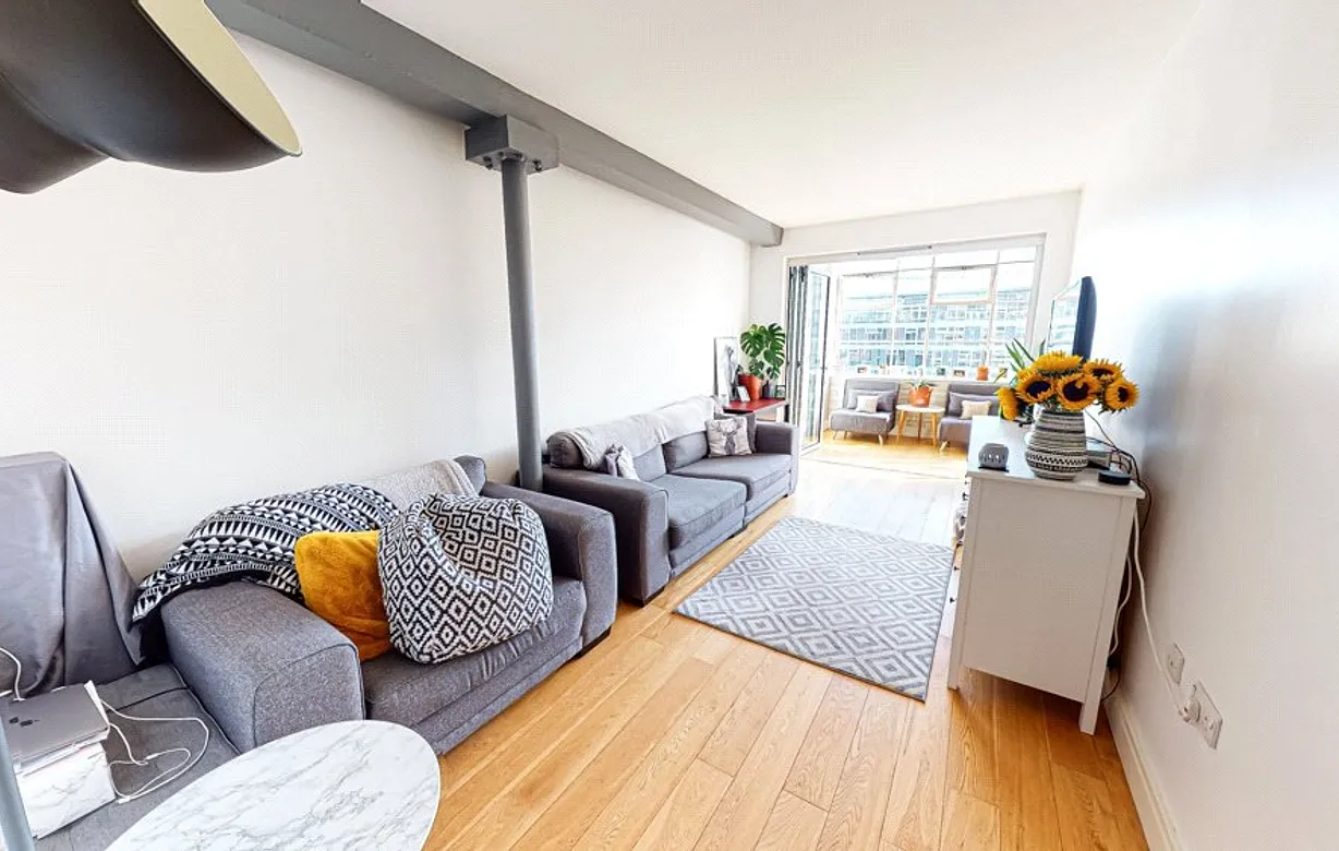 2 bedroom apartment for sale - Bentley Hurst