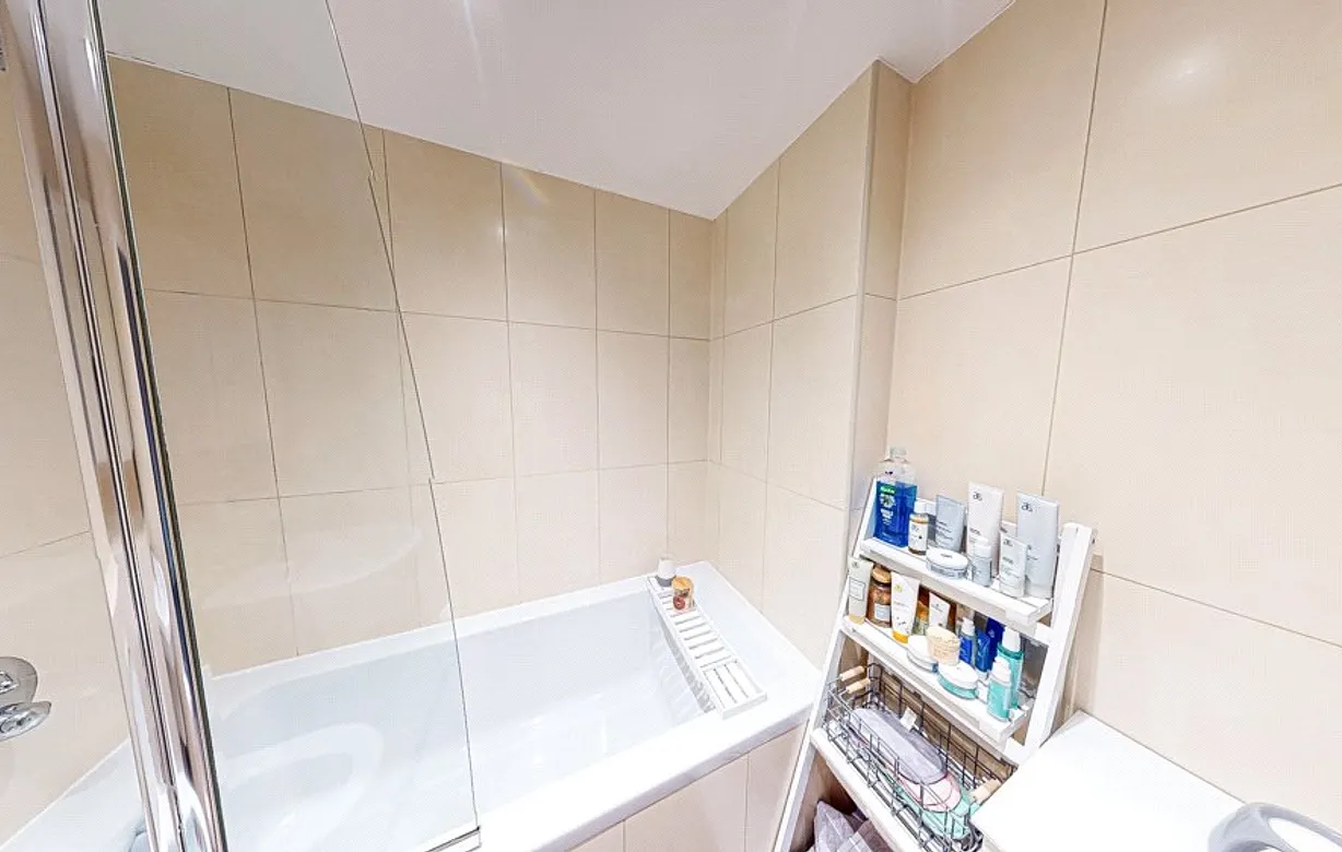 2 bedroom apartment for sale - Bentley Hurst