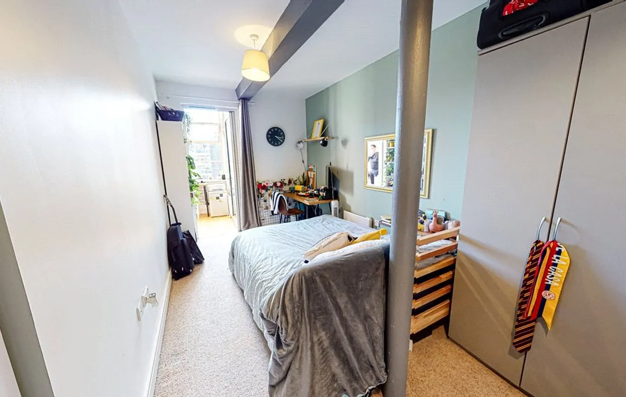 2 bedroom apartment for sale - Bentley Hurst