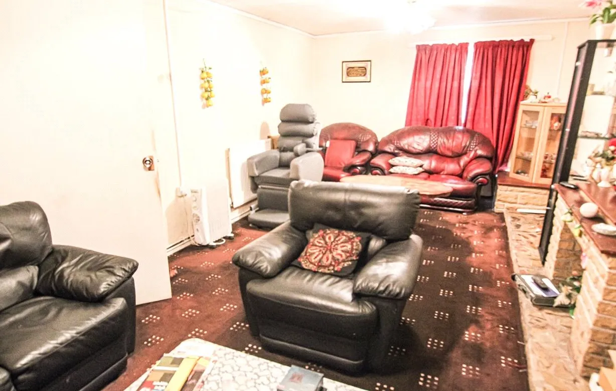 5 bedroom house for sale - Bentley Hurst