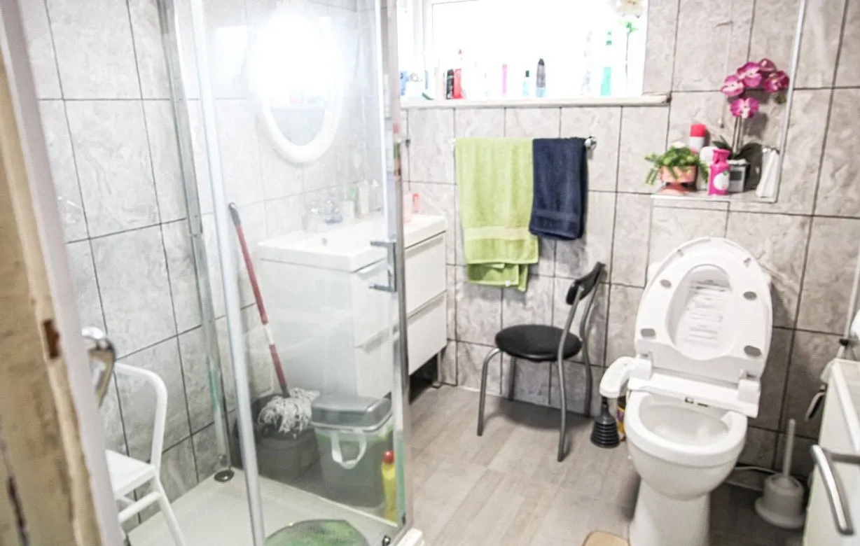 5 bedroom house for sale - Bentley Hurst