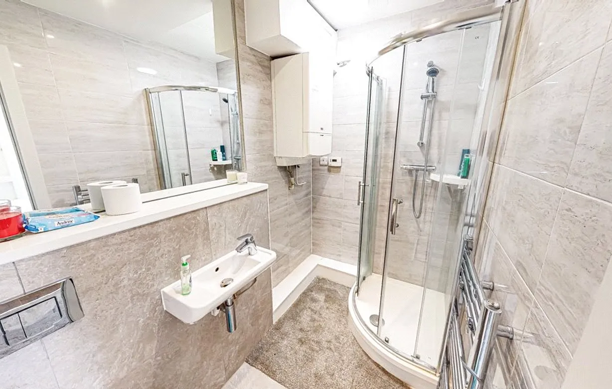 2 bedroom townhouse for sale - Bentley Hurst