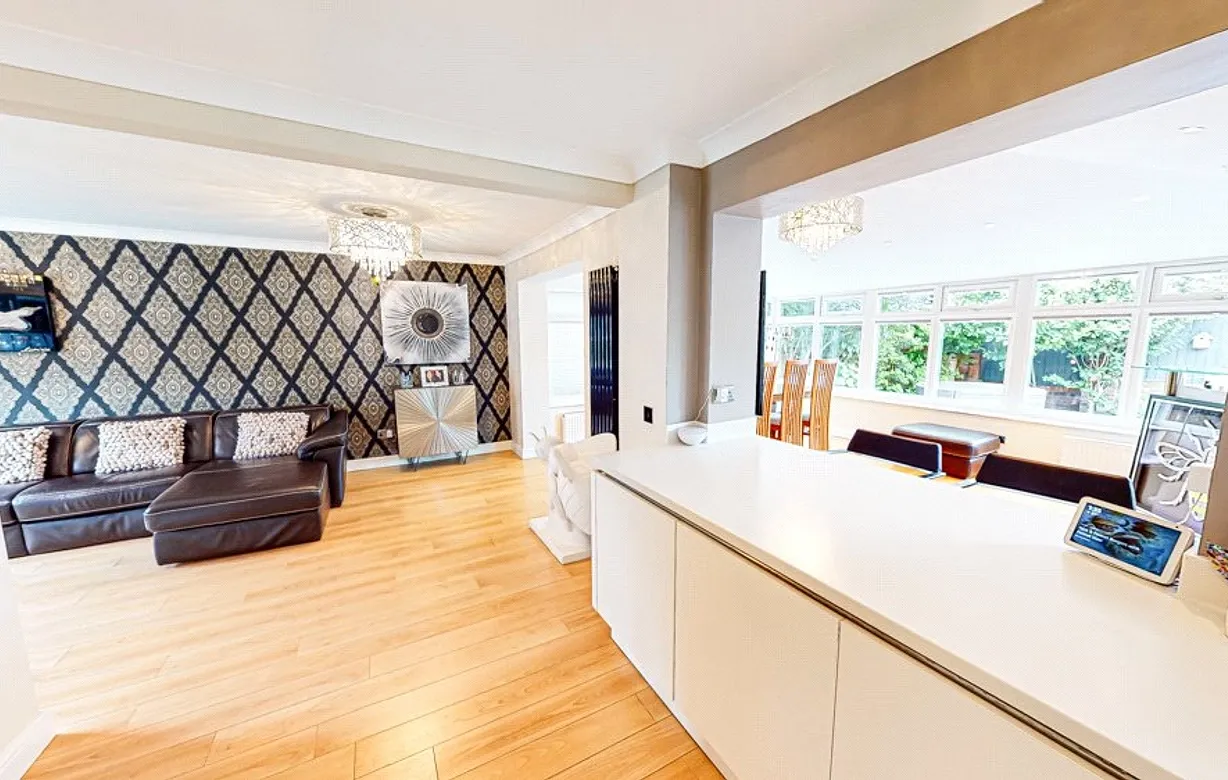 4 bedroom house for sale - Bentley Hurst
