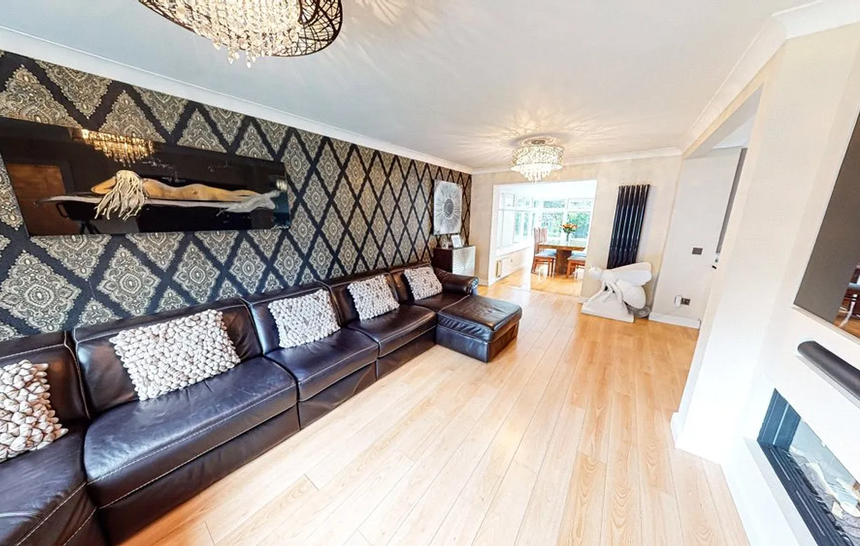 4 bedroom house for sale - Bentley Hurst