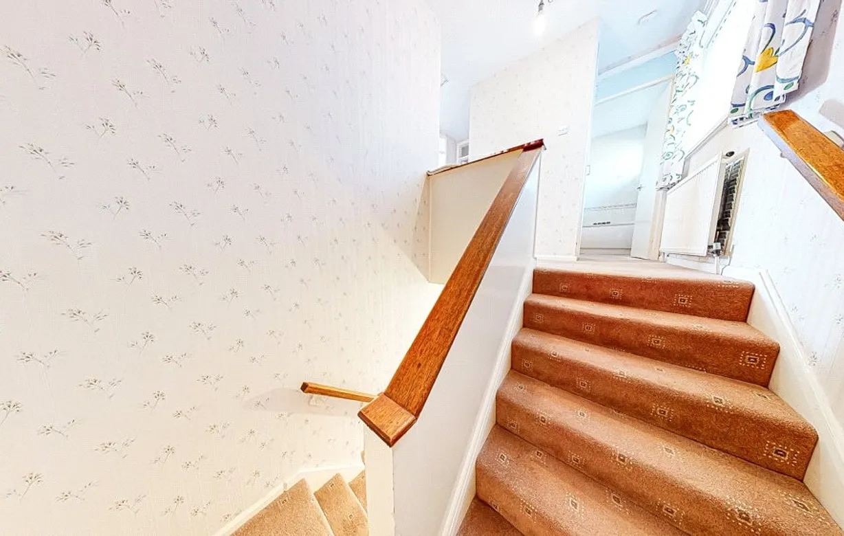 3 bedroom house for sale - Bentley Hurst