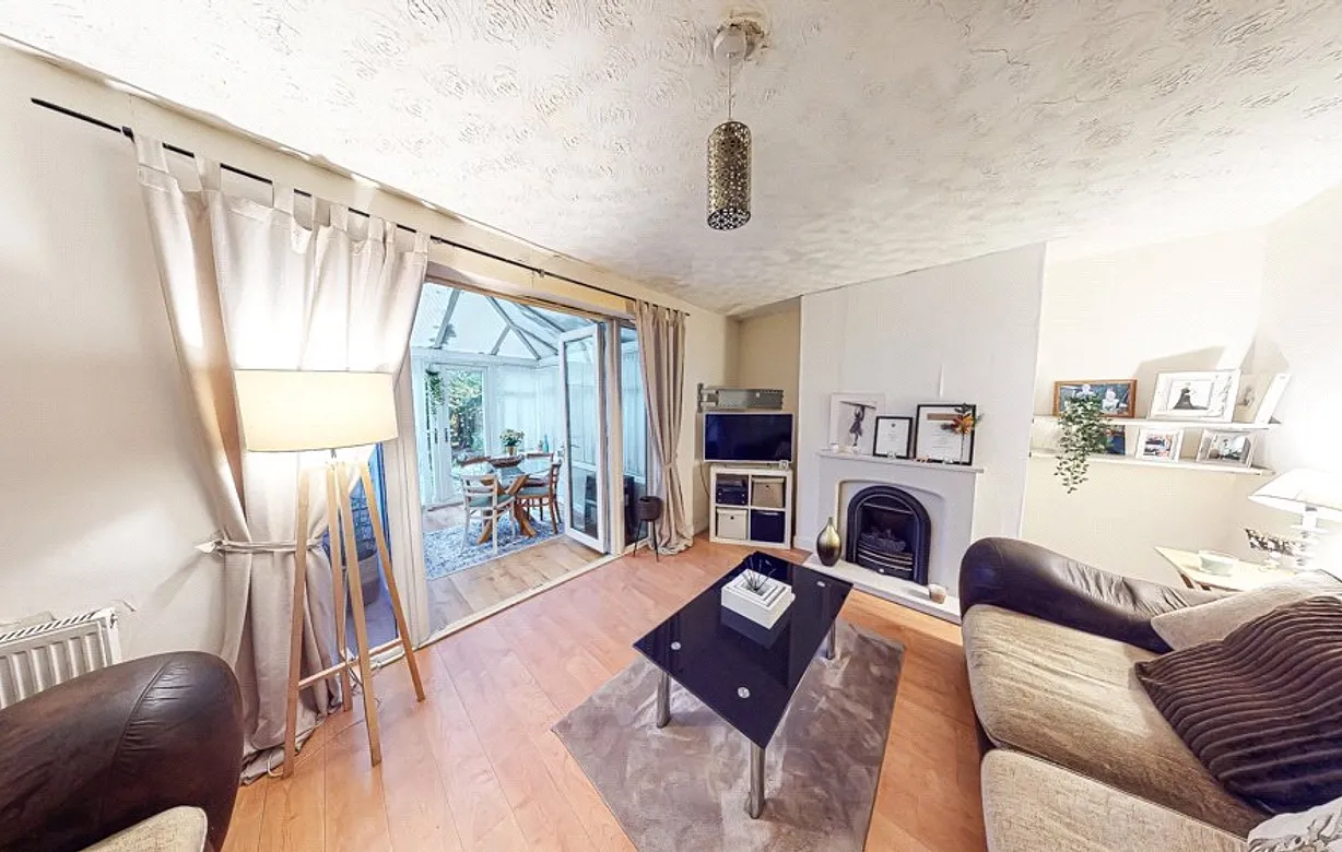 3 bedroom house for sale - Bentley Hurst