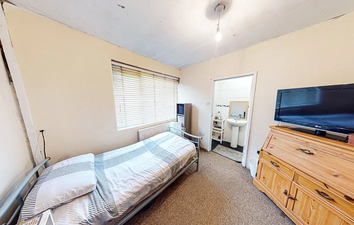 3 bedroom house for sale - Bentley Hurst