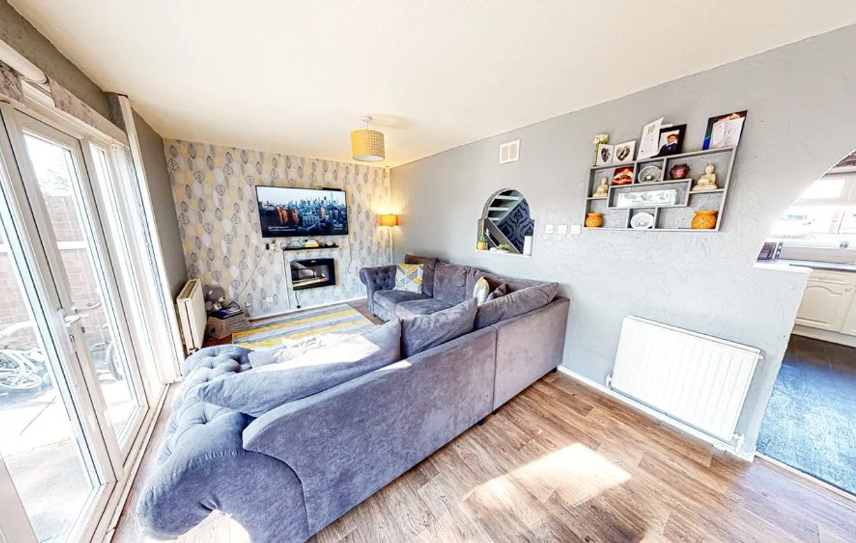 3 bedroom house for sale - Bentley Hurst