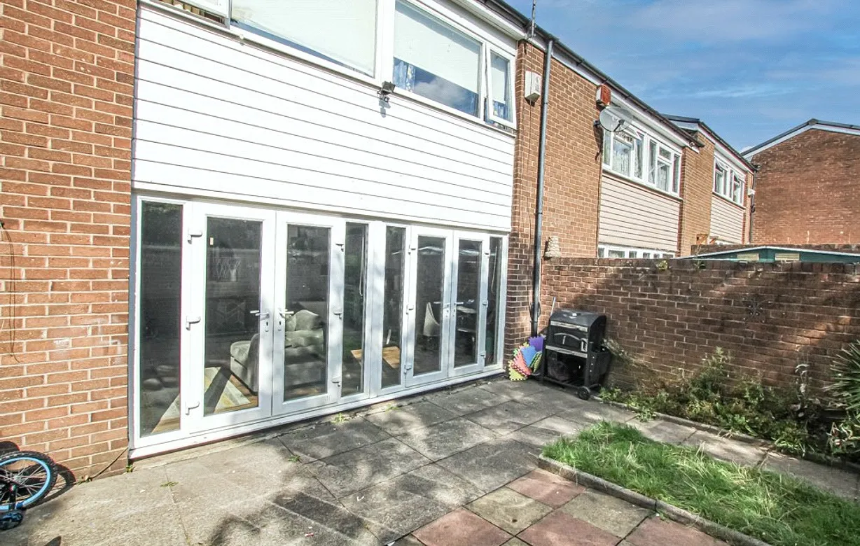 3 bedroom house for sale - Bentley Hurst