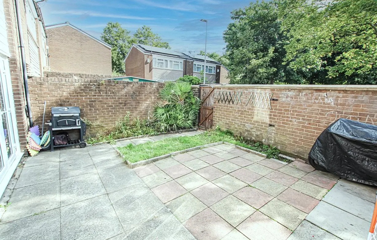 3 bedroom house for sale - Bentley Hurst