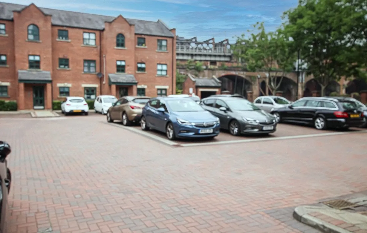 1 bedroom apartment for sale - Bentley Hurst