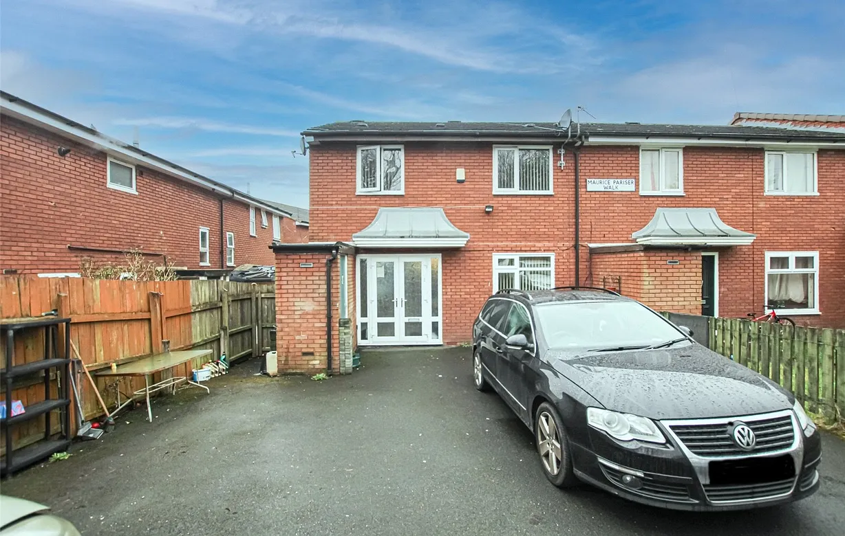 3 bedroom house for sale - Bentley Hurst