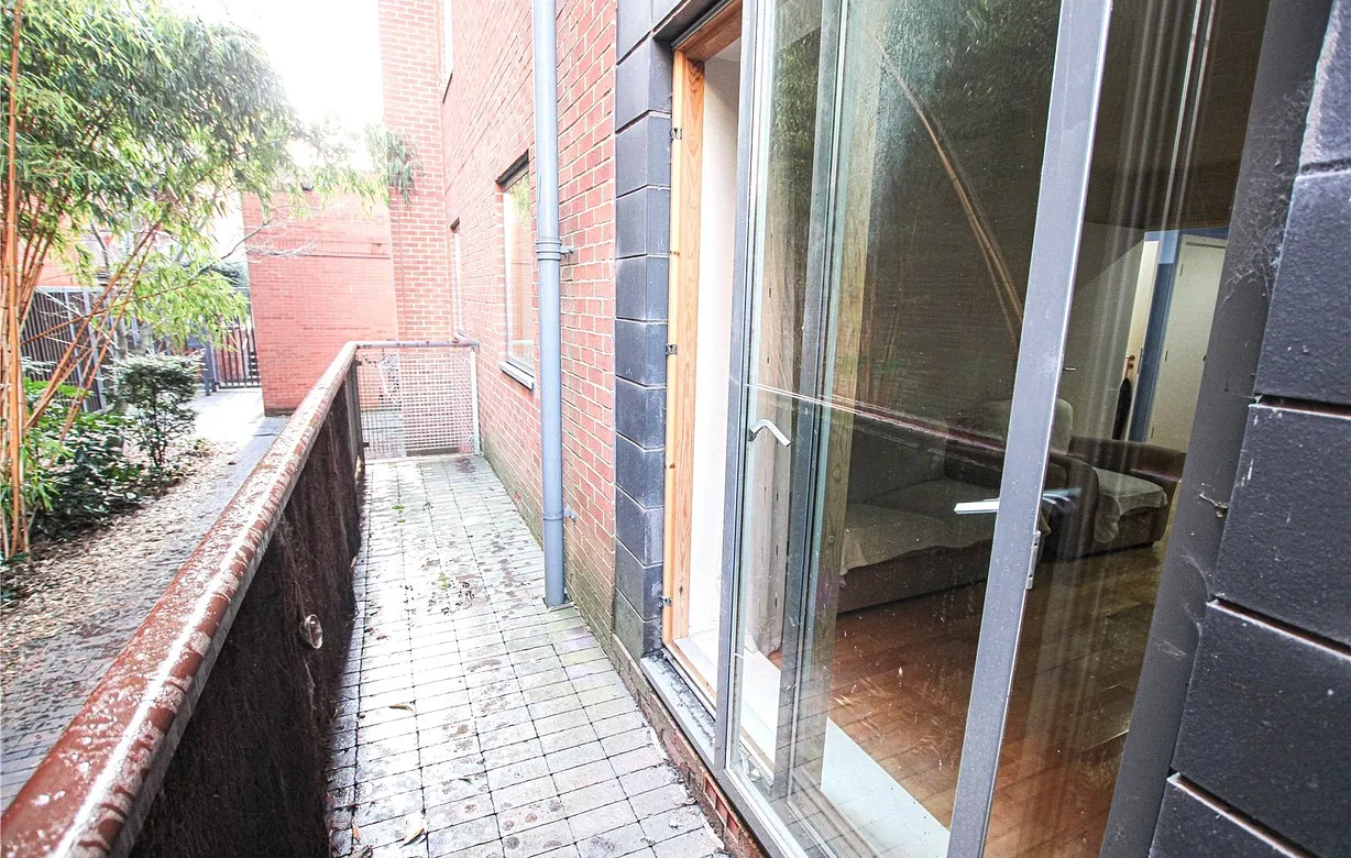 1 bedroom apartment to rent - Bentley Hurst