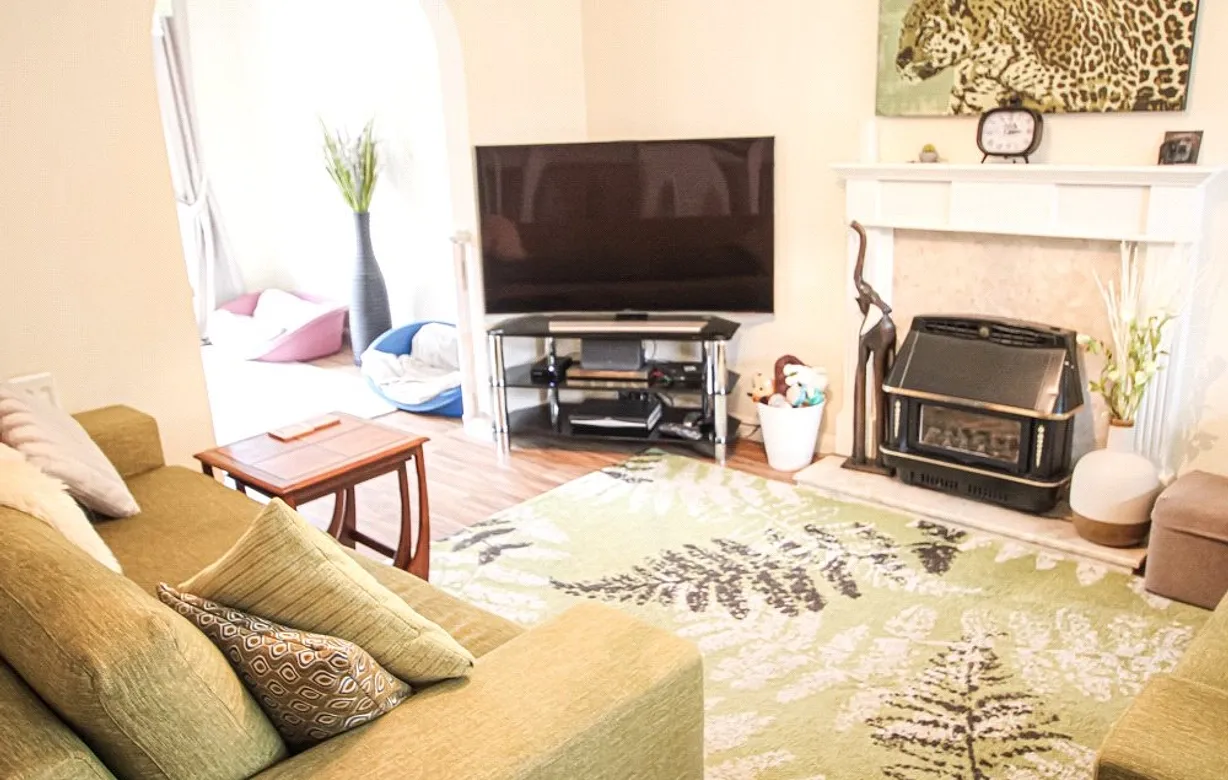 4 bedroom house to rent - Bentley Hurst