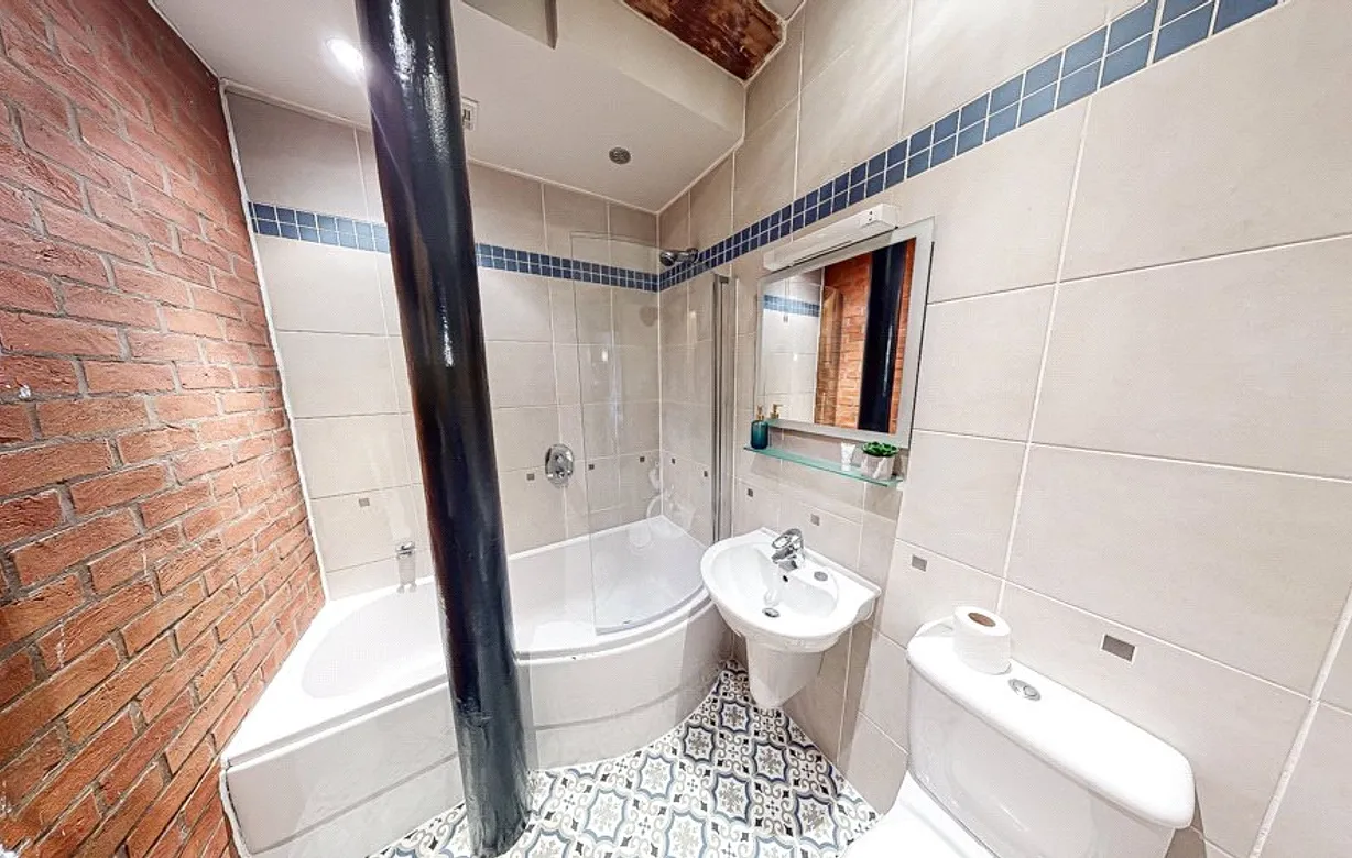 1 bedroom apartment for sale - Bentley Hurst