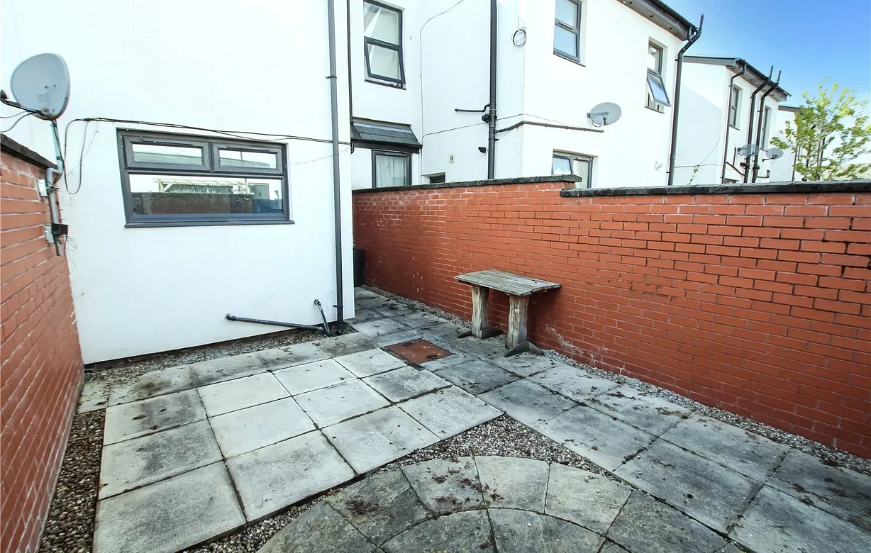 3 bedroom house to rent - Bentley Hurst