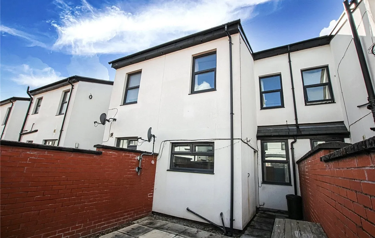 3 bedroom house to rent - Bentley Hurst