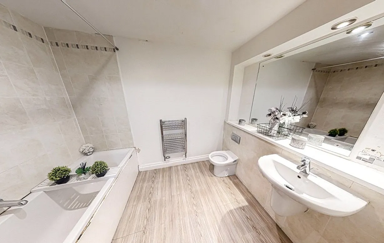 2 bedroom apartment for sale - Bentley Hurst