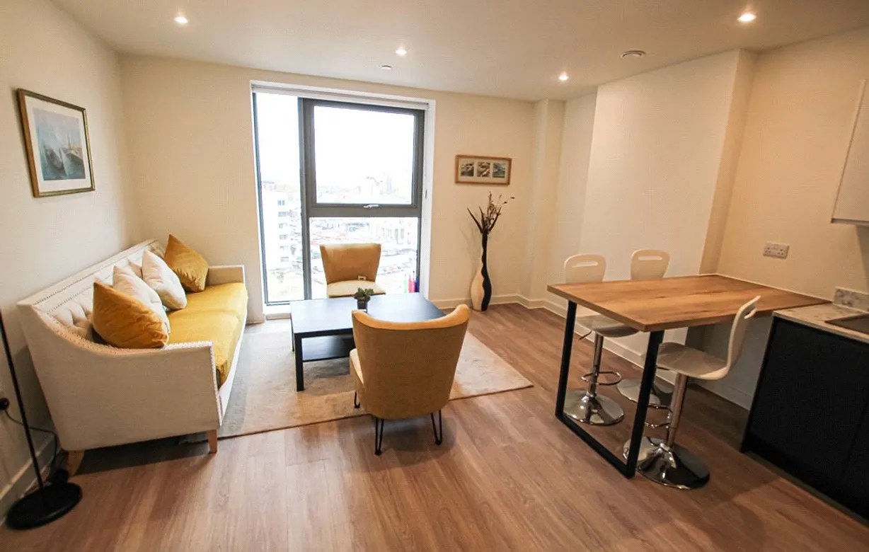 2 bedroom apartment to rent - Bentley Hurst