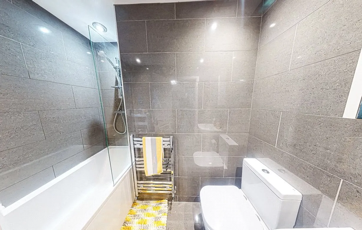 3 bedroom house for sale - Bentley Hurst