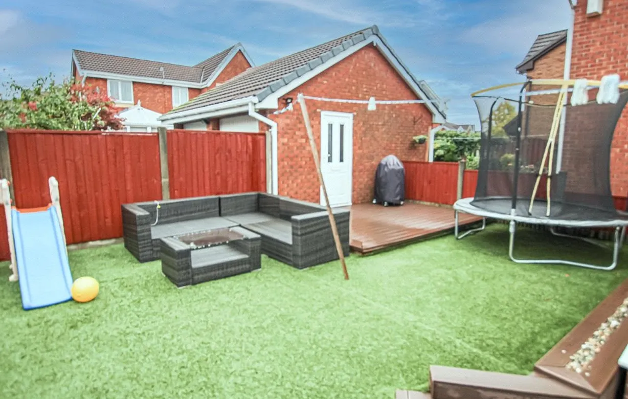 3 bedroom house for sale - Bentley Hurst