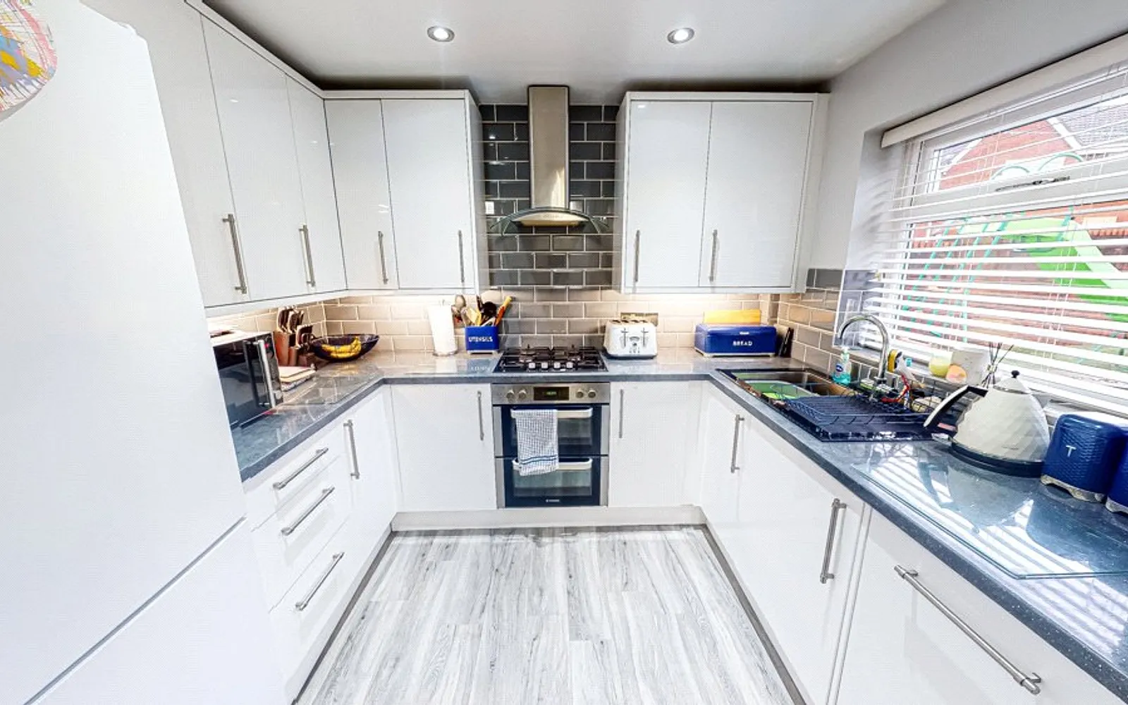 3 bedroom house for sale - Bentley Hurst