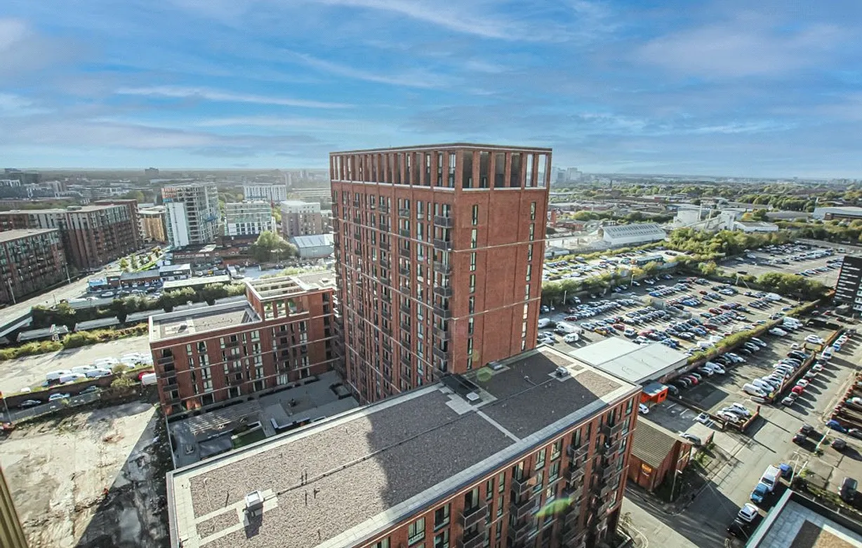 3 bedroom apartment for sale - Bentley Hurst