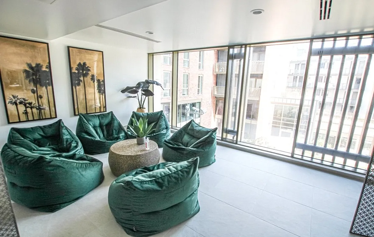3 bedroom apartment for sale - Bentley Hurst