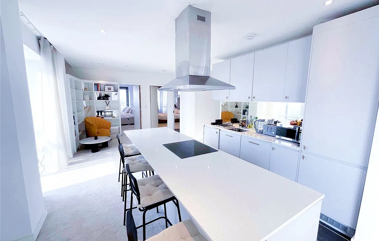 3 bedroom apartment for sale - Bentley Hurst