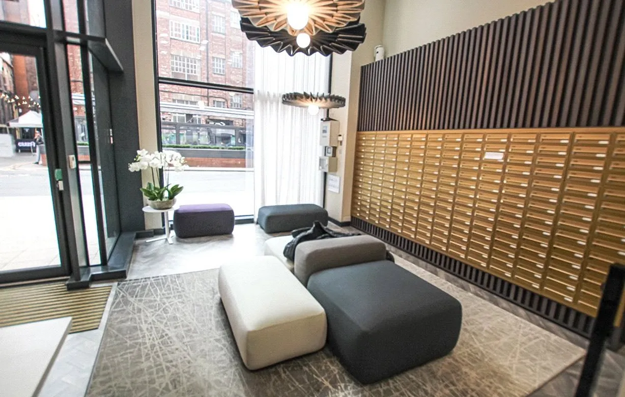 2 bedroom apartment to rent - Bentley Hurst