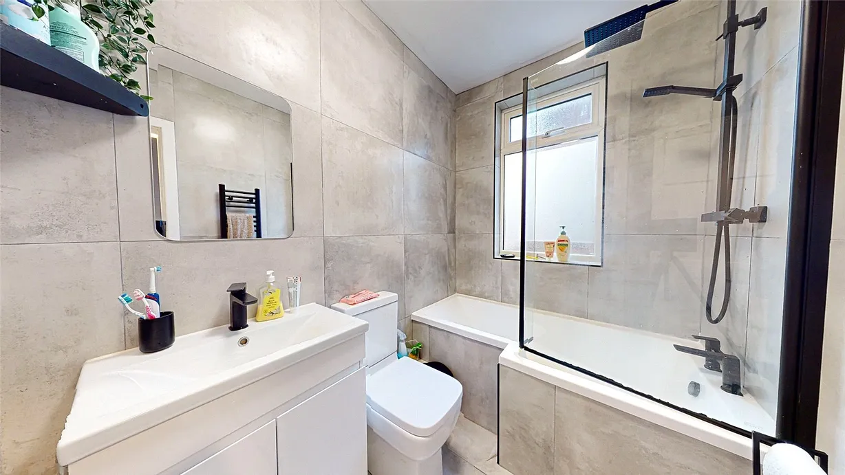 3 bedroom house for sale - Bentley Hurst