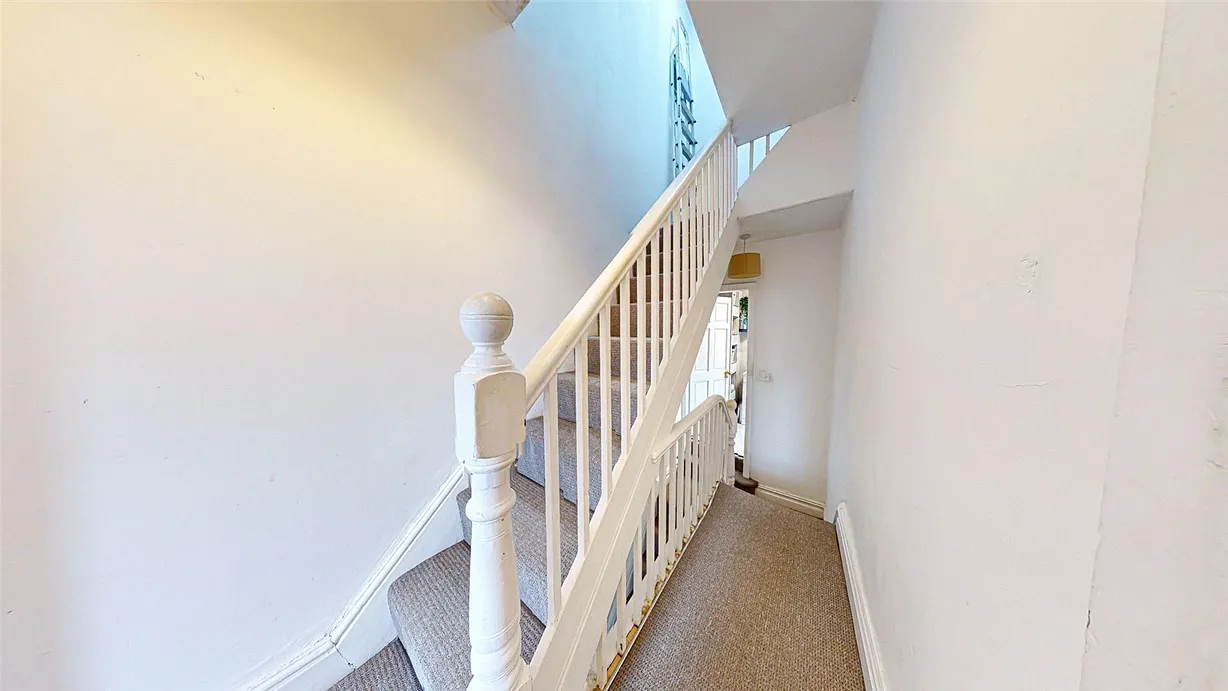 3 bedroom house for sale - Bentley Hurst