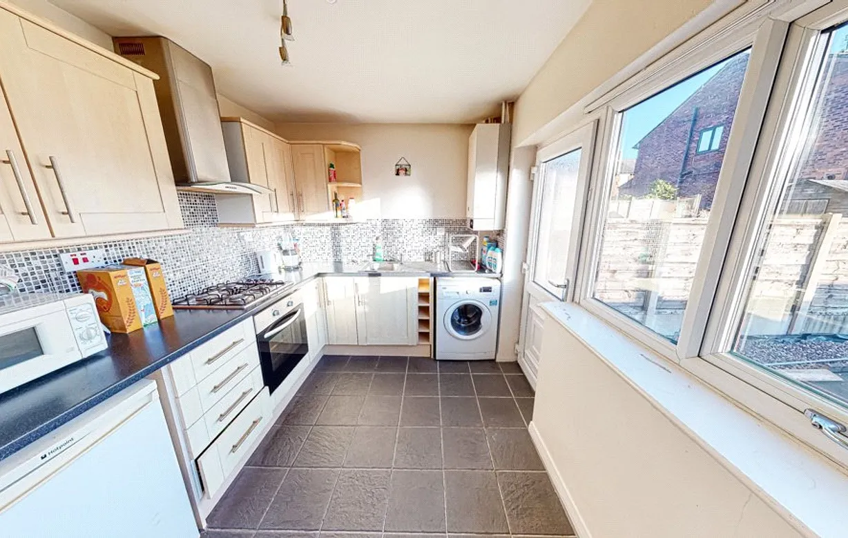 2 bedroom house for sale - Bentley Hurst