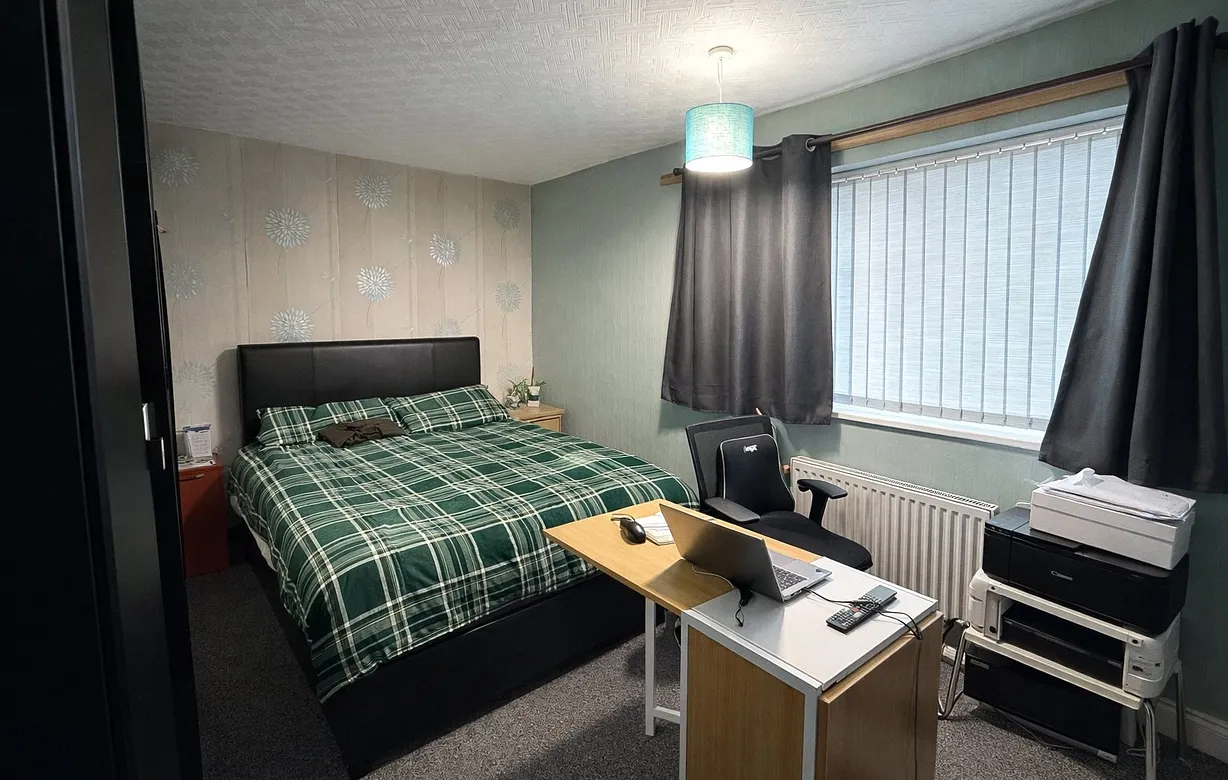 3 bedroom house for sale - Bentley Hurst