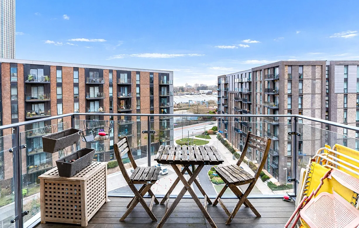 2 bedroom apartment for sale - Bentley Hurst