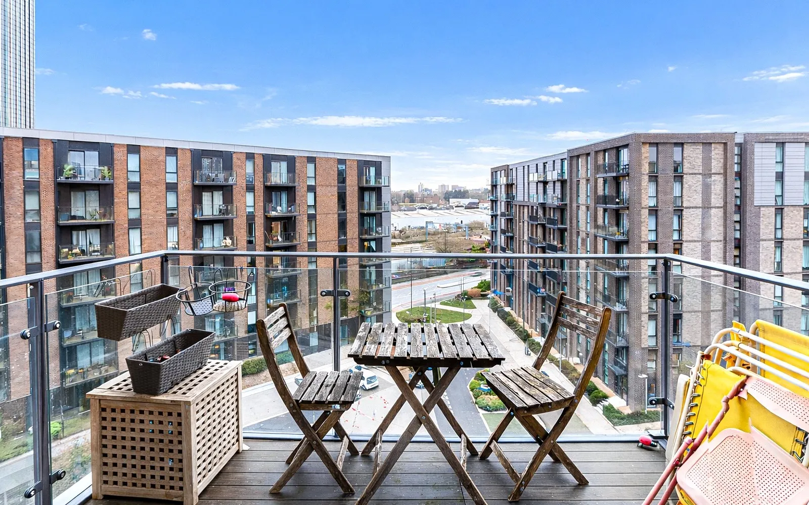 2 bedroom apartment for sale - Bentley Hurst