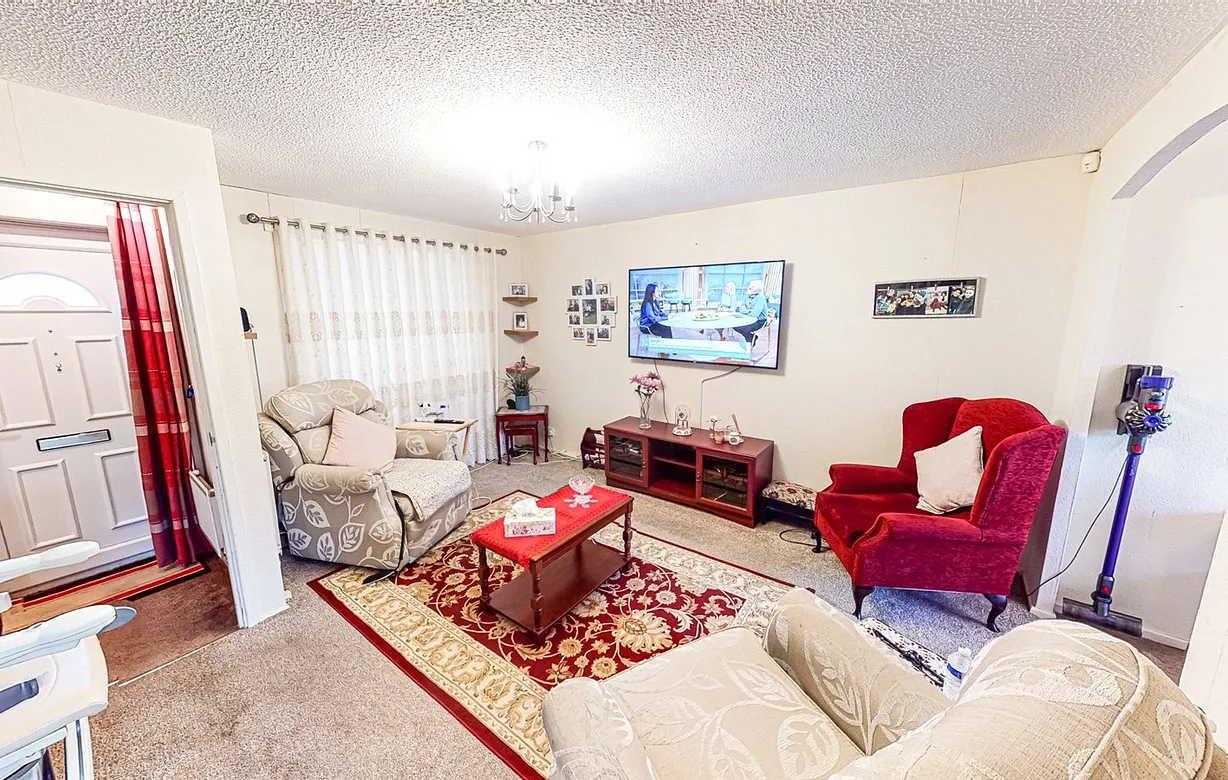 3 bedroom house for sale - Bentley Hurst