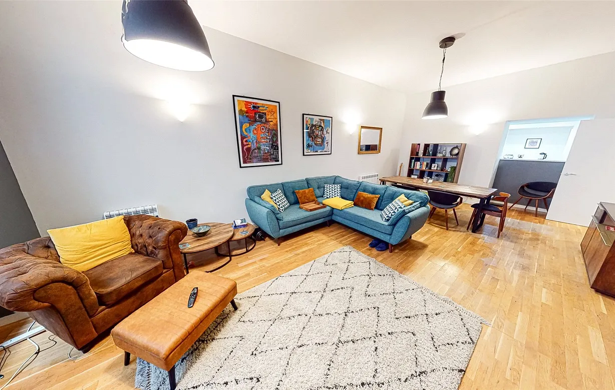 2 bedroom apartment for sale - Bentley Hurst
