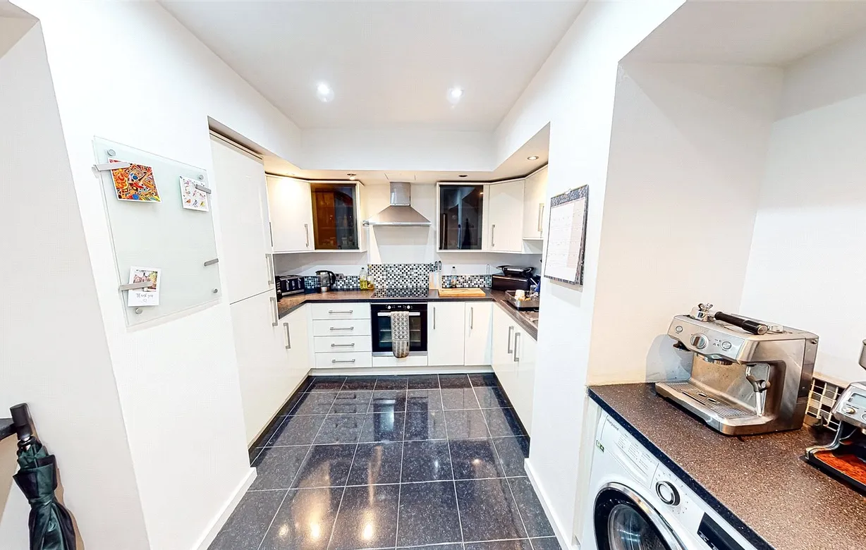 2 bedroom apartment for sale - Bentley Hurst